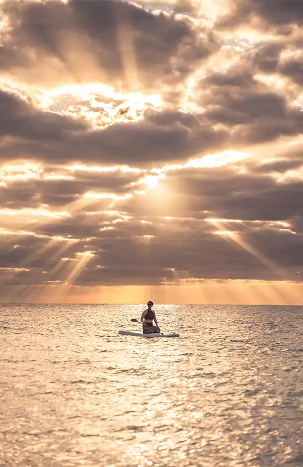 maroma-experiences-paddle